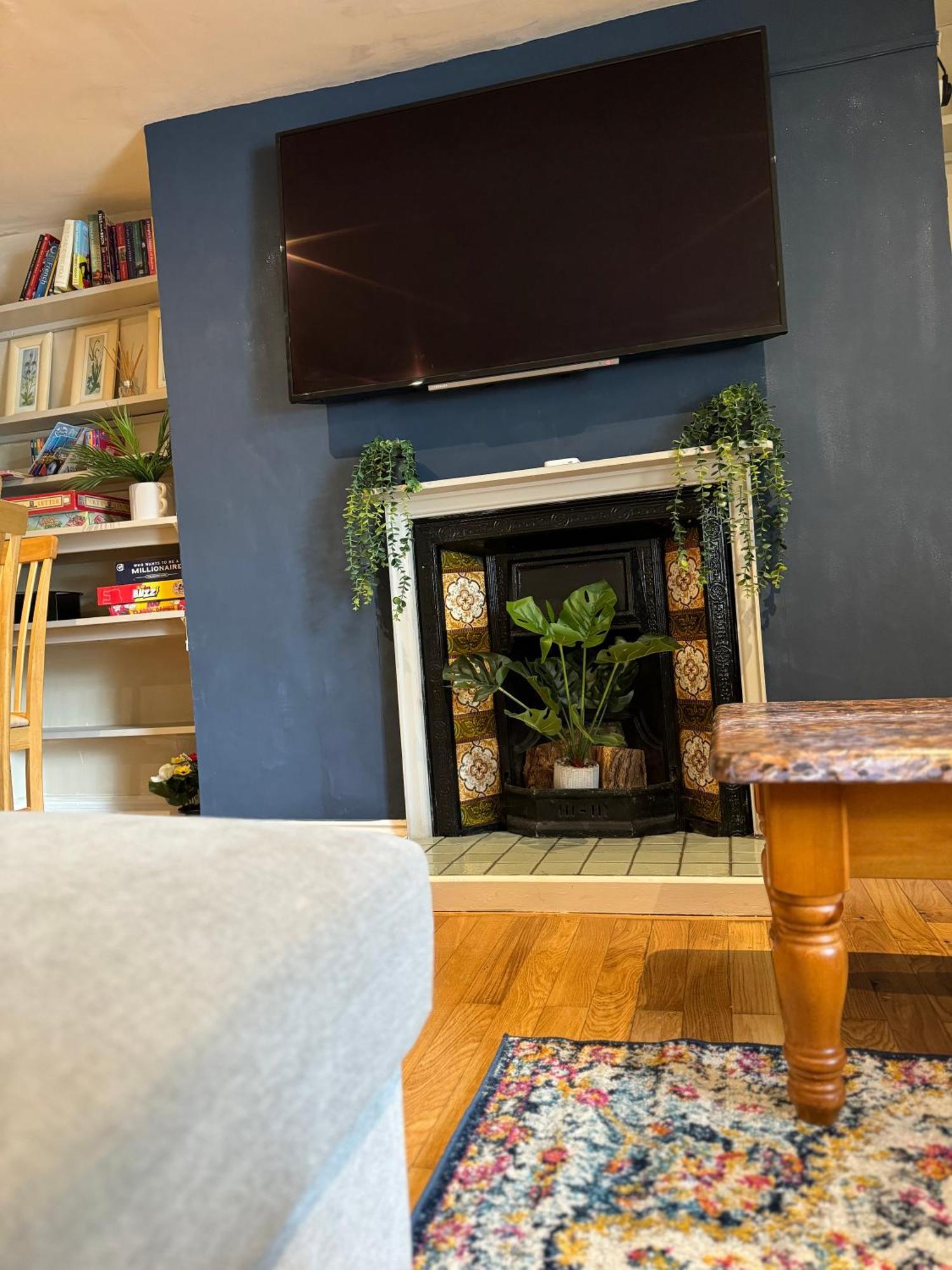 Beautiful Townhouse Next To Royal Victoria Park And Botanical Gardens Within Easy Walking Distance To Bath City Centre 外观 照片