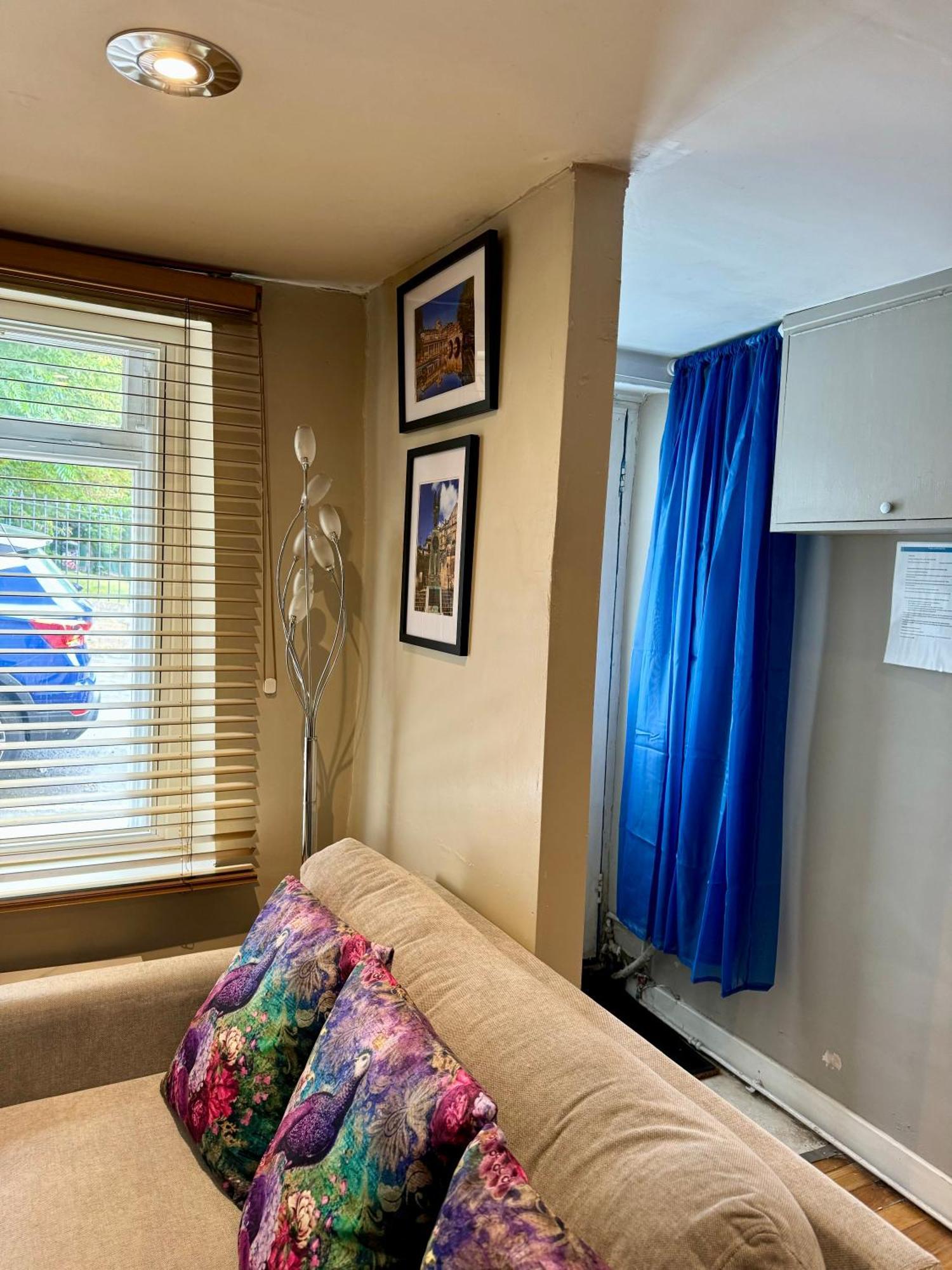 Beautiful Townhouse Next To Royal Victoria Park And Botanical Gardens Within Easy Walking Distance To Bath City Centre 外观 照片